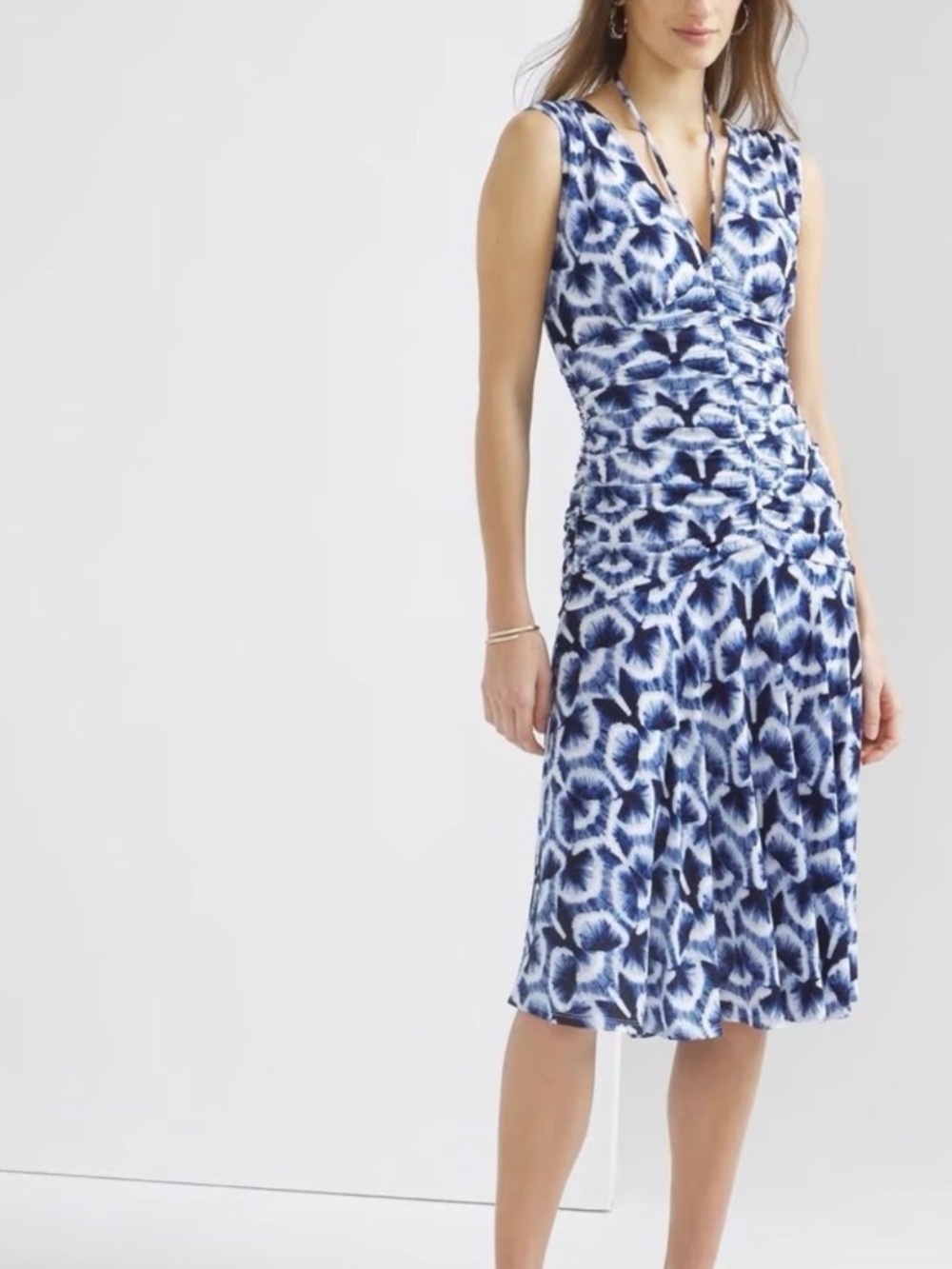 White House Black Market Blue Flower Print Ruched Midi Dress Size 0 NW0T